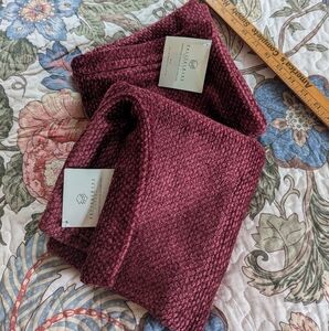 Set of 2 pottery barn heathered chenille pillow cover wine